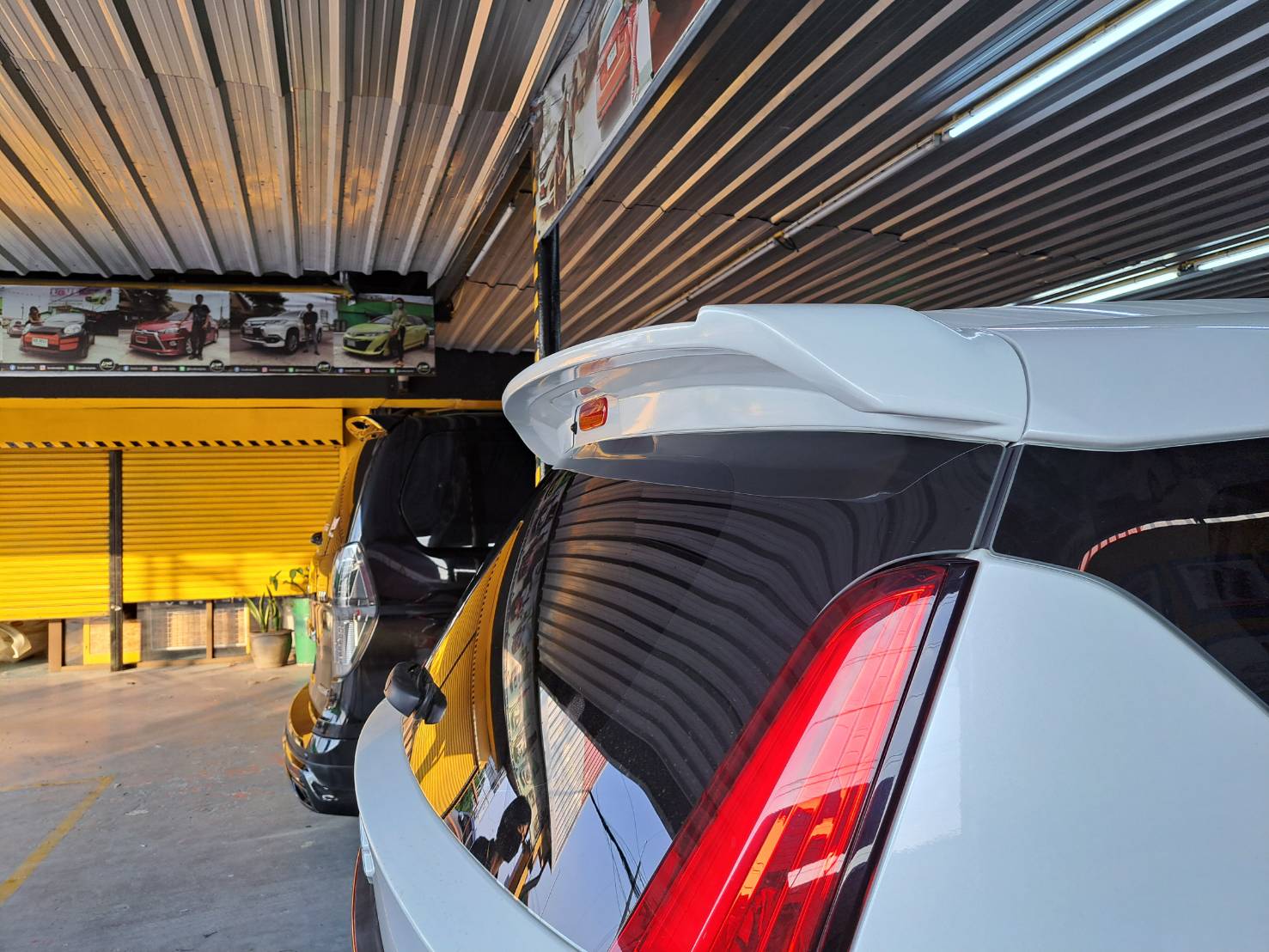 สปอยเลอร์ AMOTRIZ : ERTIGA 2019-2022