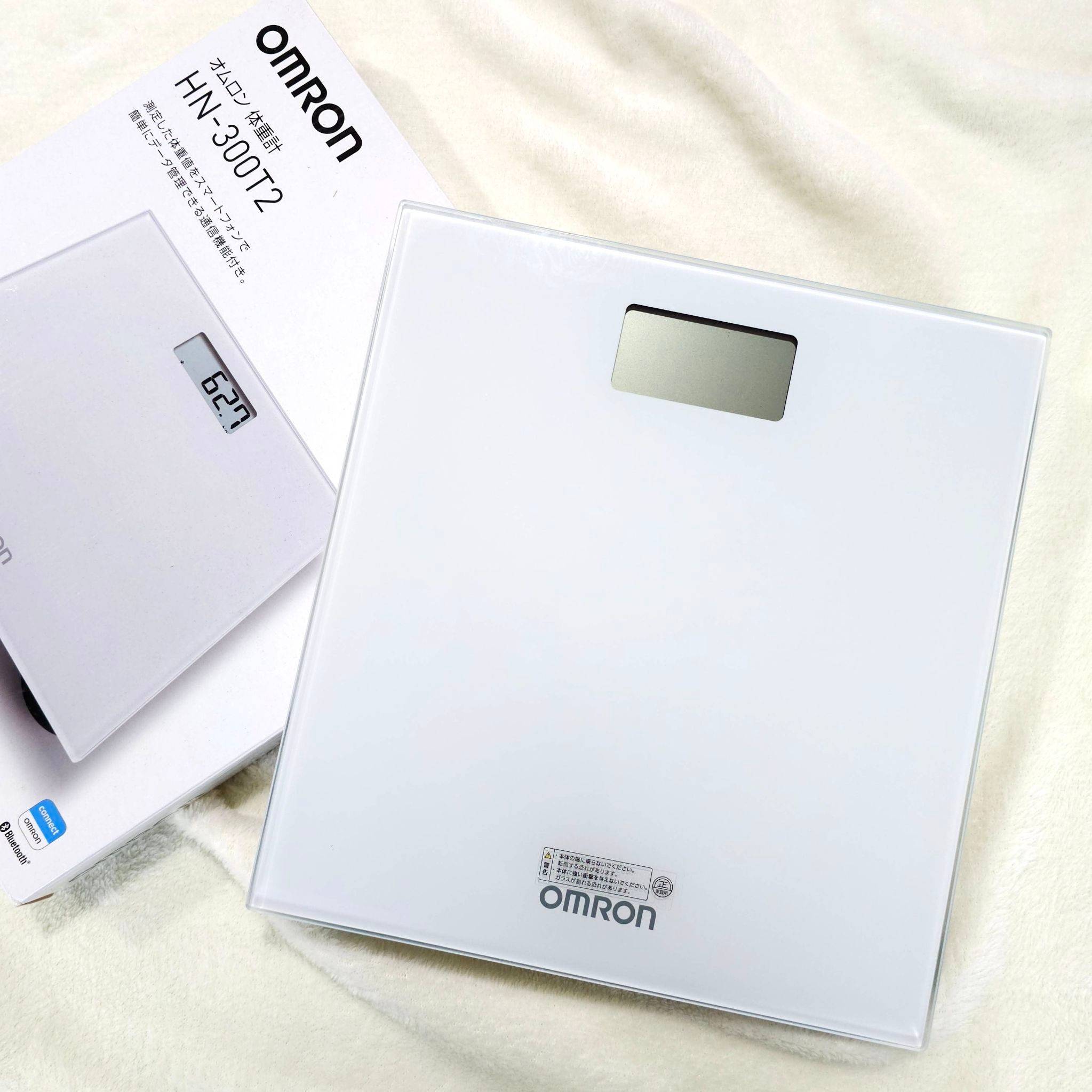 OMRON รุ่น HN-300T2 เครื่องชั่งน้ำหนักดิจิตอล วัด BMI ได้ พร้อมเชื่อมต่อแอป (Omron Connect Japan)