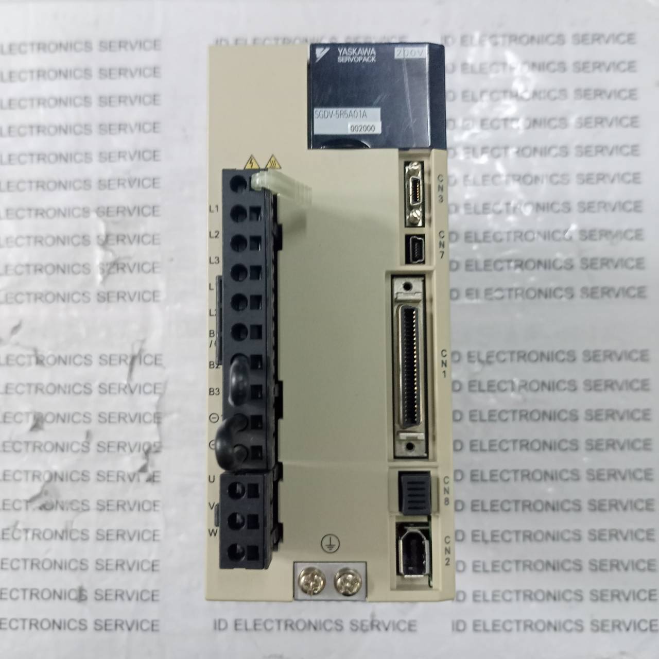 SGDV-5R5A01A002000 SERVO DRIVE " YASKAWA "