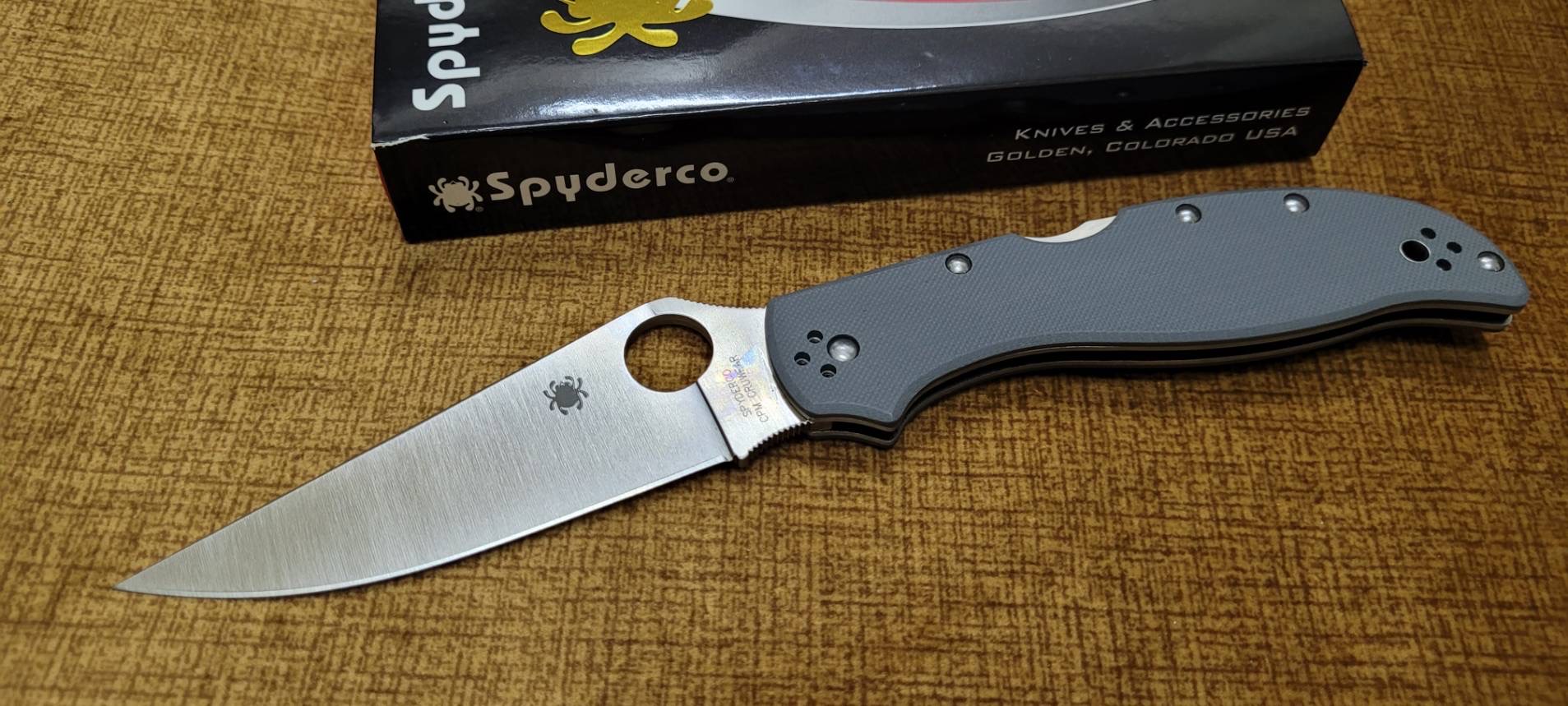 Spyderco Stretch 2 XL Lockback Knife Gray G-10 (4" Satin)