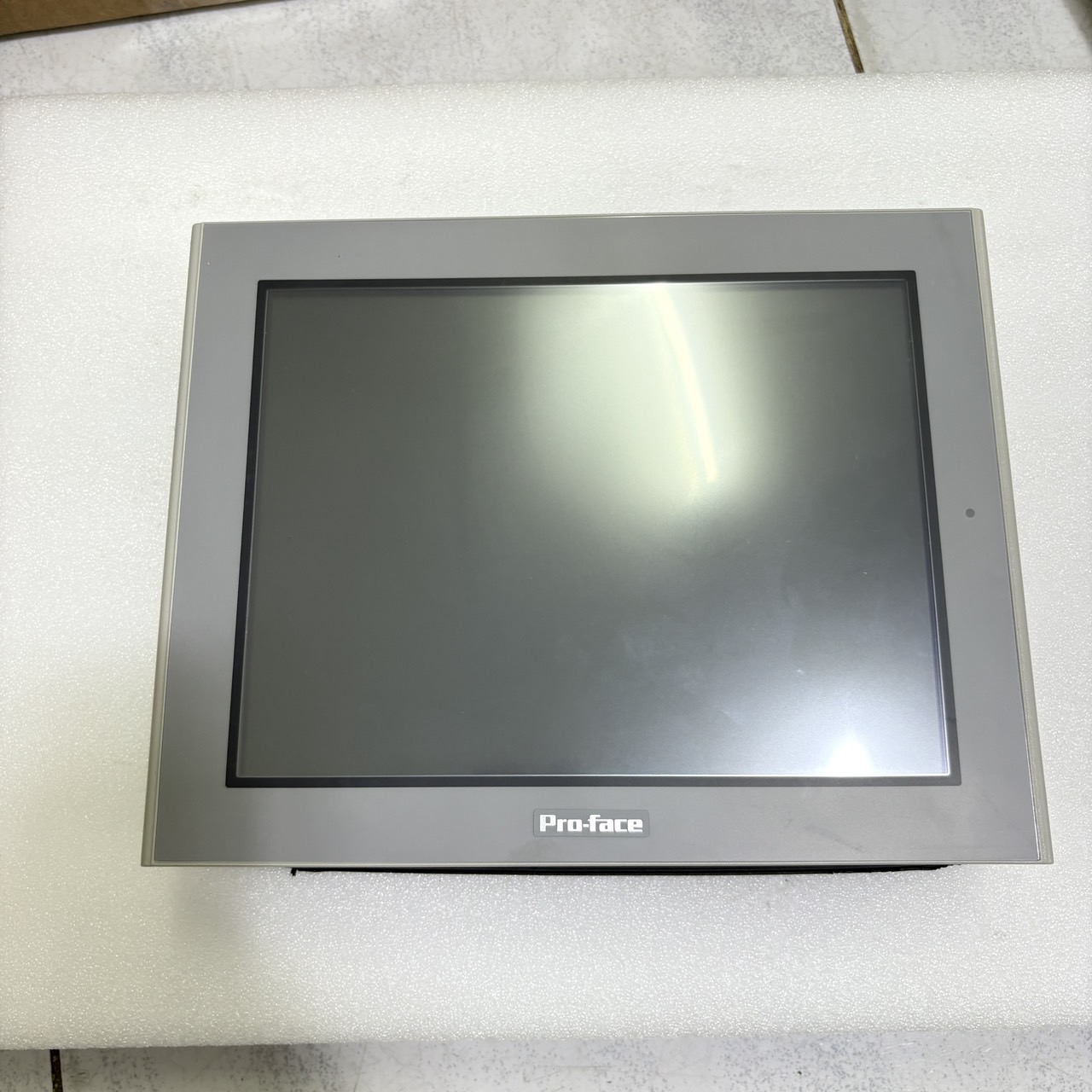 AST3501-C1-AF HMI " PROFACE "