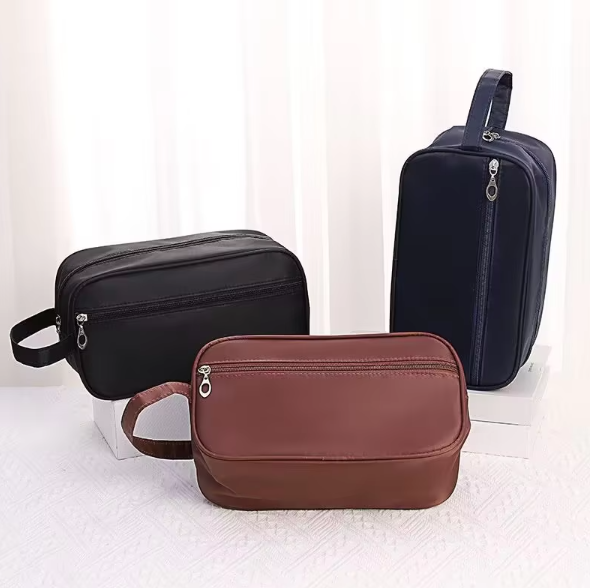 กระเป๋าอเนกประสงค์ผ้าไนล่อน ใบเล็กแบบคล้องมือ ขนาด ก.25*ส.14*ก้น9ซม.