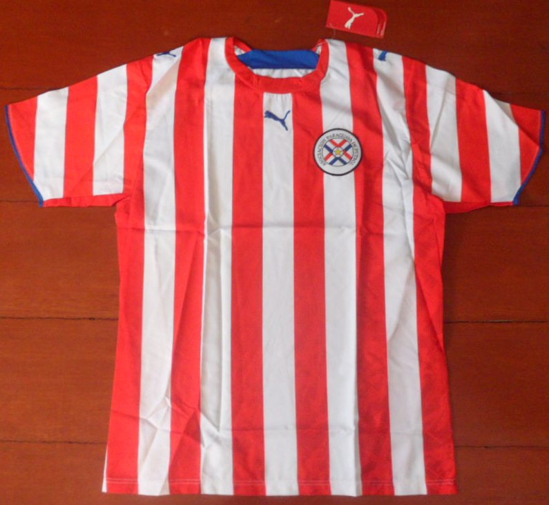เสื้อฟุตบอล ทีมชาติปารากวัย ชุดเหย้า ชุดลุยศึกฟุตบอลโลก 2006 ใหม่ M-Size / PARAGUAY Football Shirt Home Kit World Cup 2006 Jersey NEW M-Size