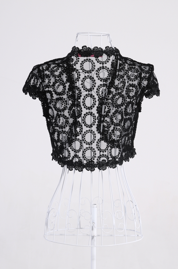 เสื้อคลุมชุดราตรีลูกไม้ลายดอกไม้ สีมิ้นต์ แต่งเกสรมุกสวยหรู