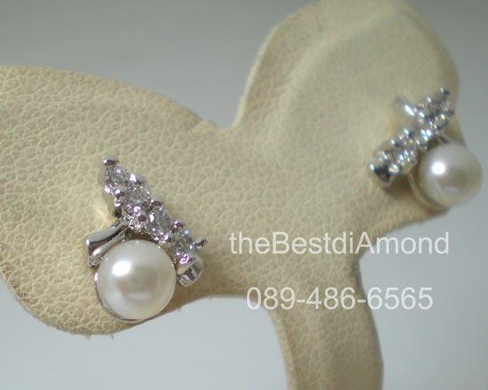 BE614RD+++ต่างหูมุกแท้ x style +++รูปแบบดูดี ไฮโซ ผู้ดีมากค่ะ แบบเรียบๆ แต่เก๋ ใส่ติดหูได้ทุกโอกาส