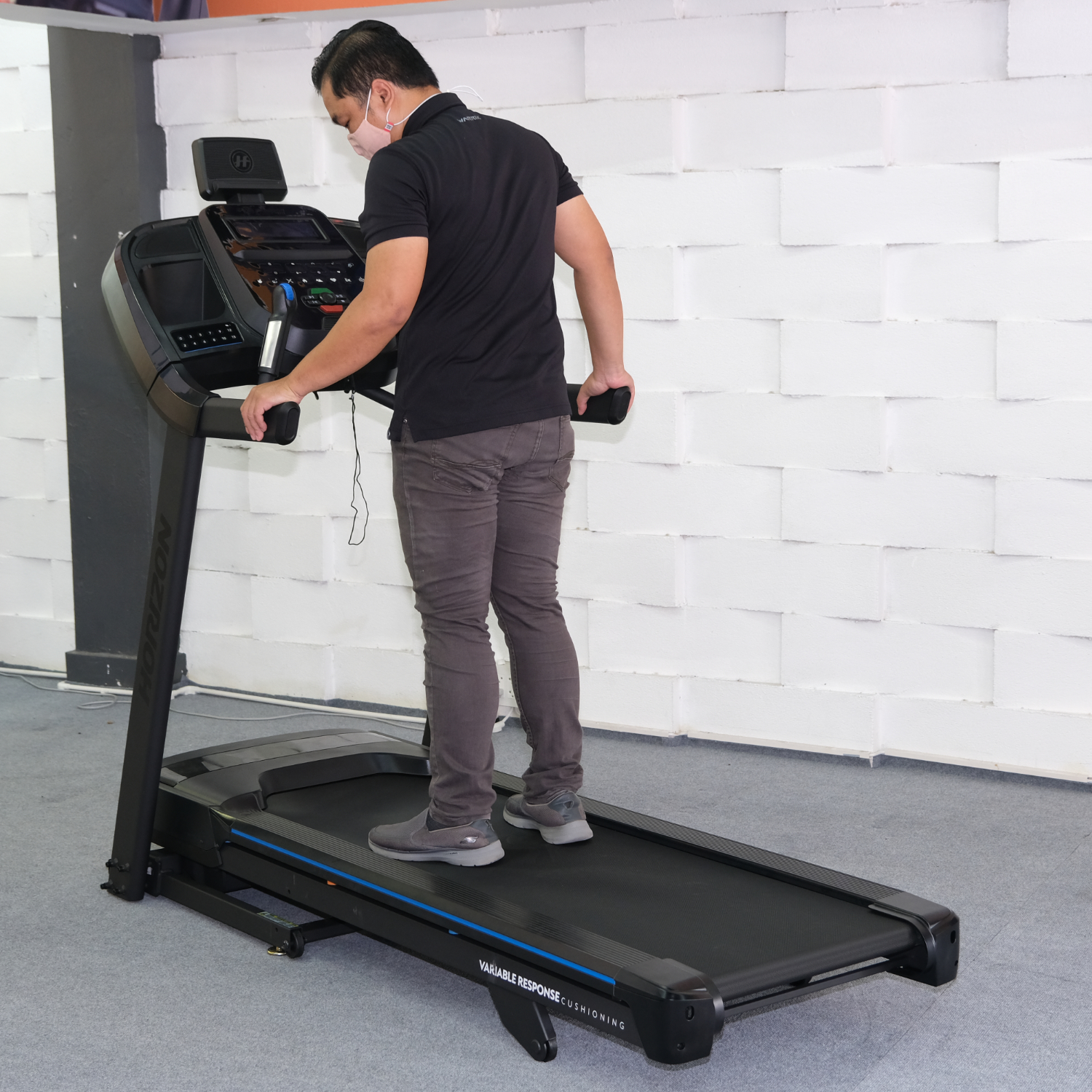 ลู่วิ่งไฟฟ้า HORIZON 7.0 AT