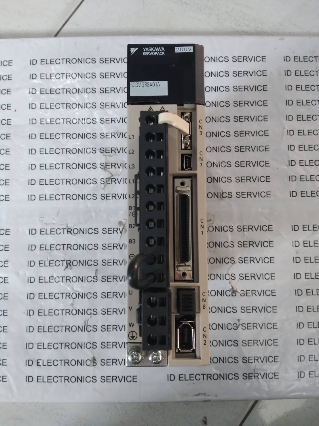SGDV-2R8A01A SERVO DRIVE " YASKAWA "