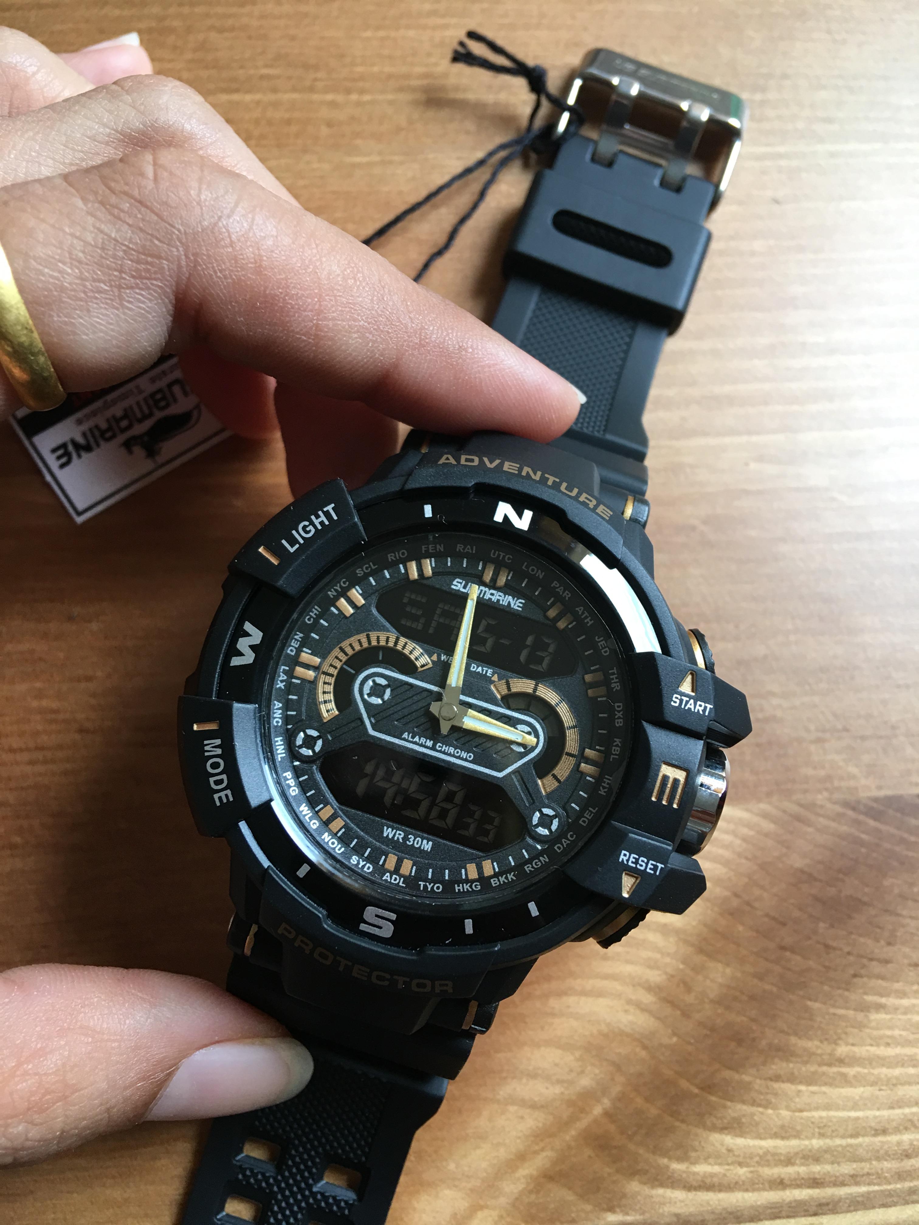 นาฬิกา US submarine Protector รุ่น TP3161 สีดำตัดทองกรอบเข็มทิศ จอดิจิตอลดำ