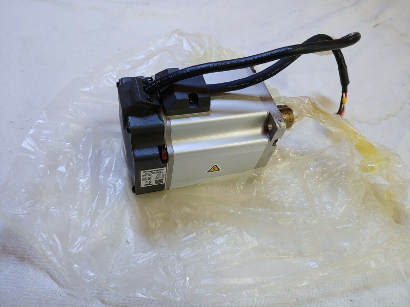 MSMD082S1S SERVO MOTOR " PANASONIC "