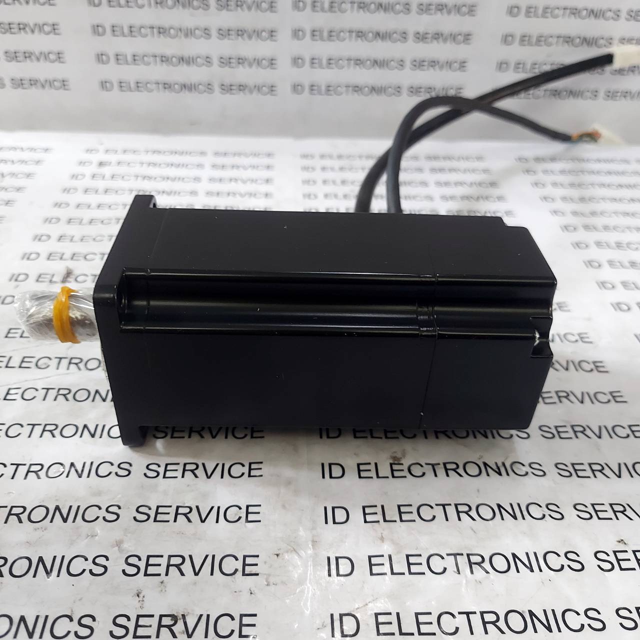 SGML-04AF12 SERVO MOTOR " YASKAWA "