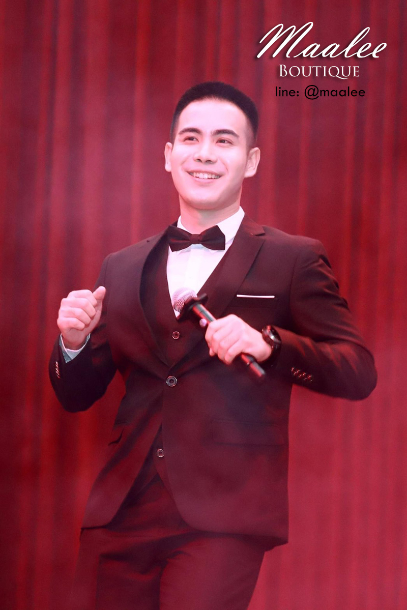 พร้อมเช่า ชุดสูทชาย สีดำ คลาสสิก รุ่นกระดุมเดียว (พร้อมเสื้อกั๊ก)