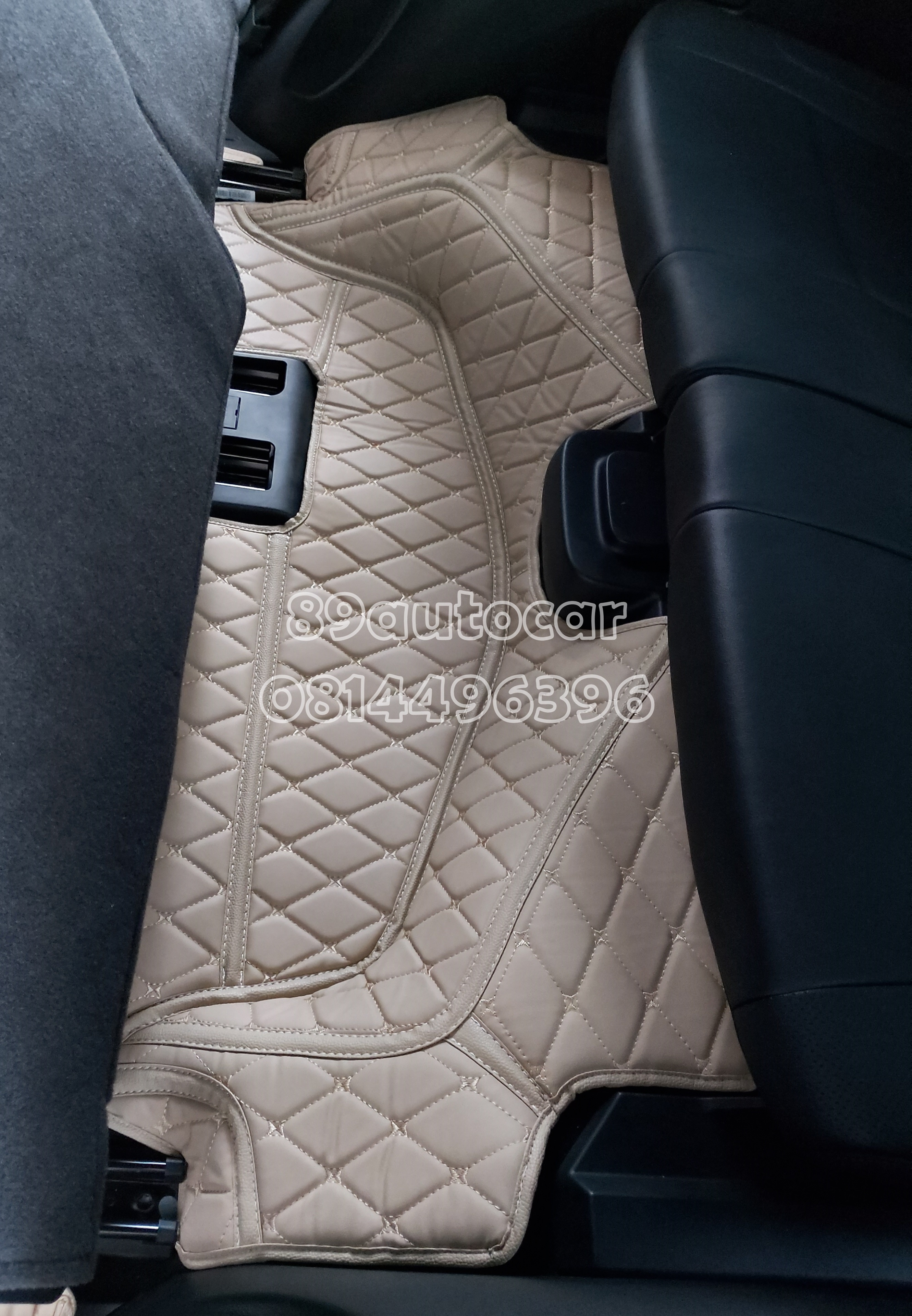 พรมปูพื้นรถยนต์ ปูพื้นรถ Ford Everest 2015-2022 เข้ารูป เต็มคัน