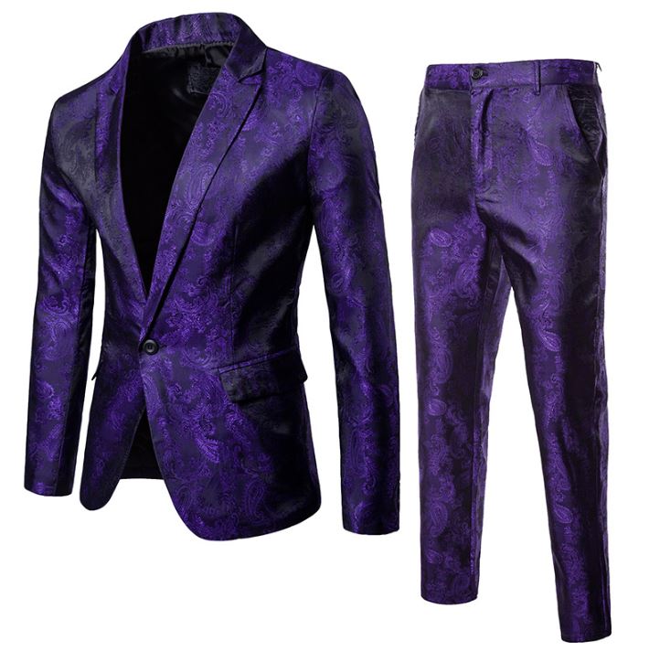 พร้อมเช่า ชุดสูทชาย สีม่วง พิมพ์ลาย เนื้อผ้าแพรแบบหรูมาก ไม่มีเสื้อกั๊ก