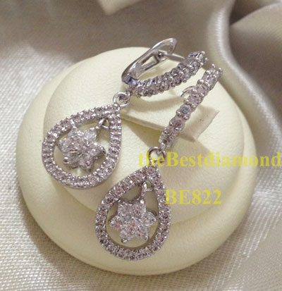 สินค้าหมด BE822RDต่างหูระย้า ดอกไม้ หยดน้ำเพชรCZ สวย เริ่ด ไฮโซ แบบจากร้านเพชรเลยค่ะ งานสวย เรียบร้อย ดีไซน์สวยเก๋ หรูหรา ใส่แล้วหน้าเรียวสวย เว่อร์