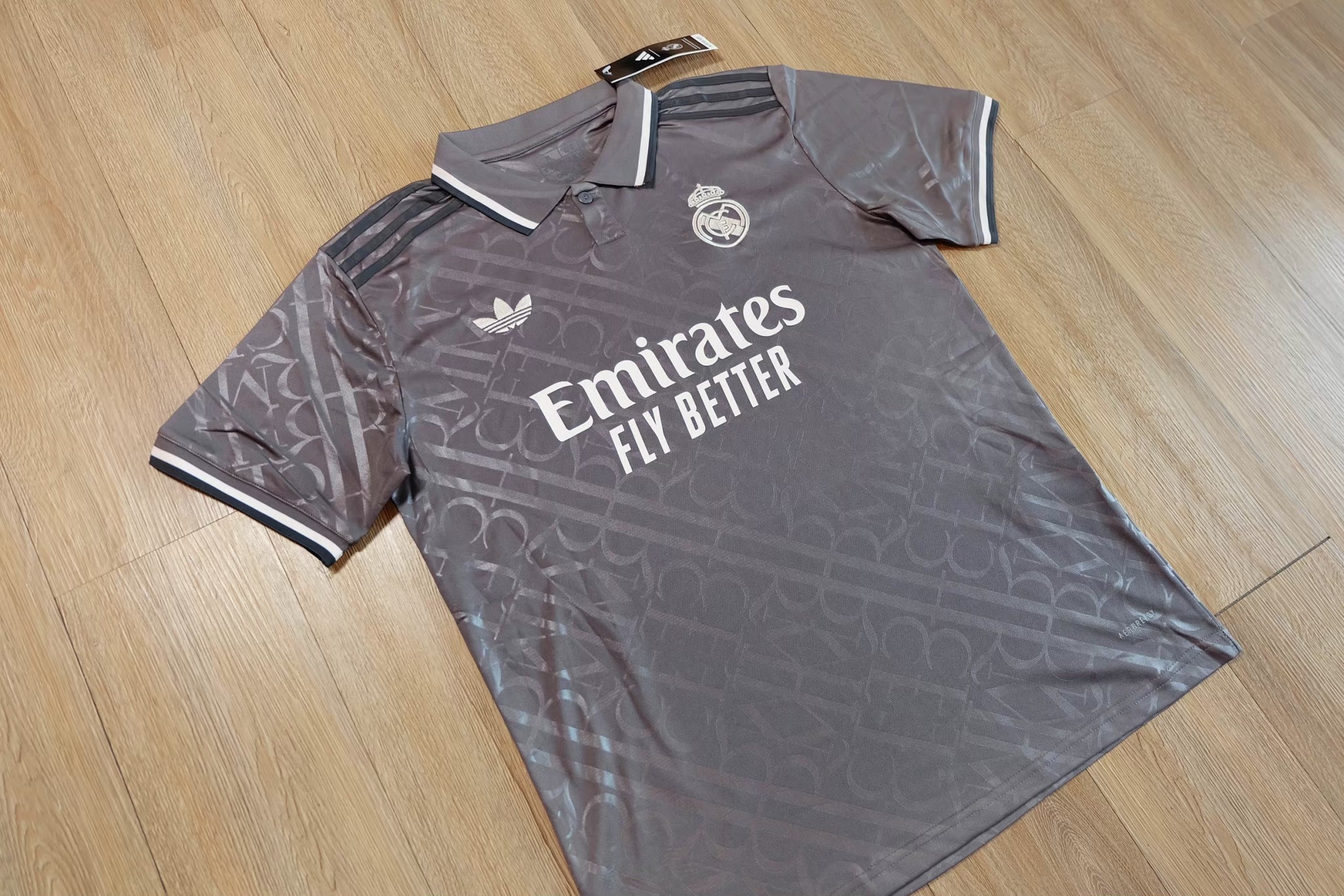 Real Madrid Third 2024/25 Jersey เสื้อเรอัล มาดริด ชุดแข่งสาม