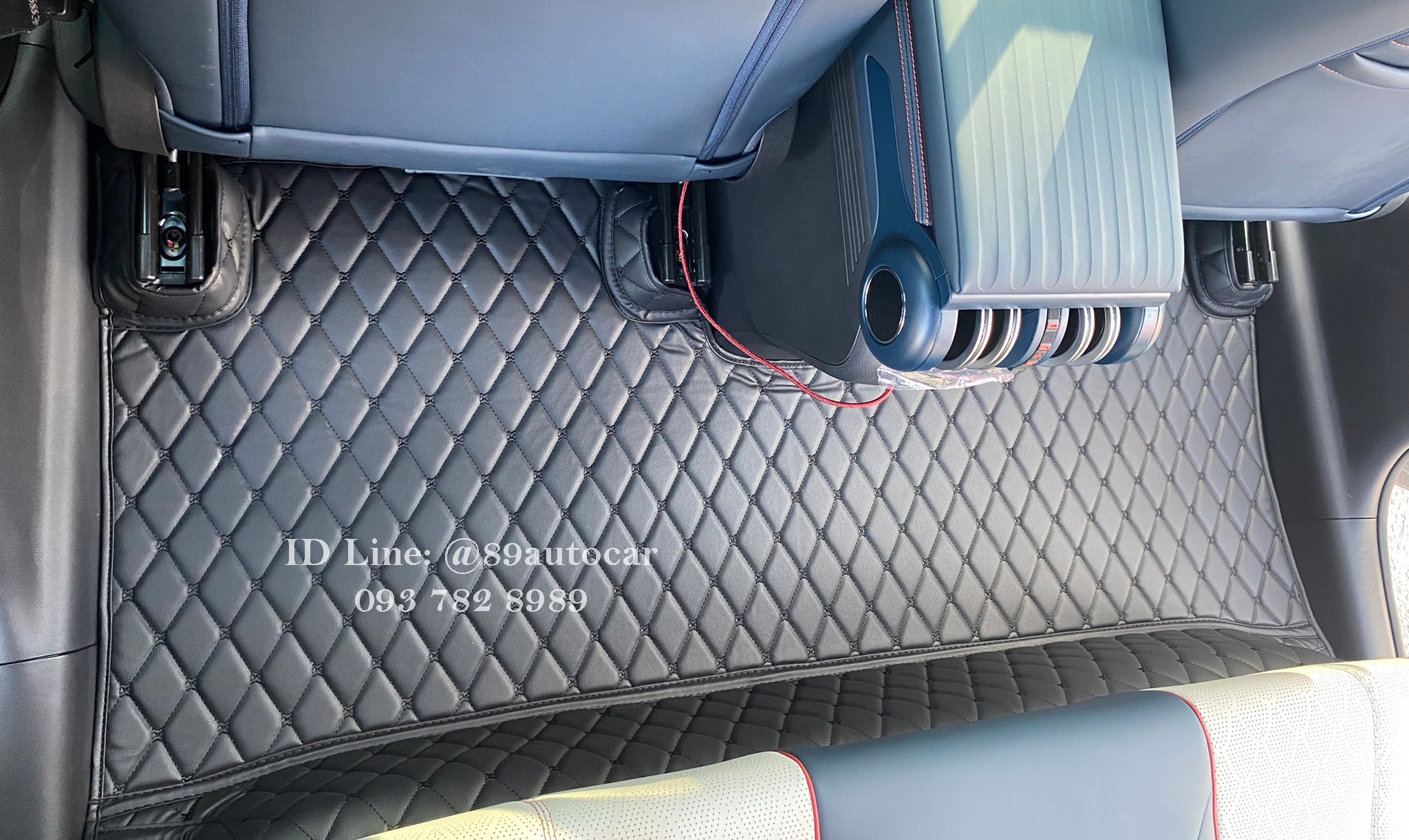 ขายพรมในรถ BYD Atto3 ปูพรมหกดี สีดำด้ายดำ ในห้องโดยสาร