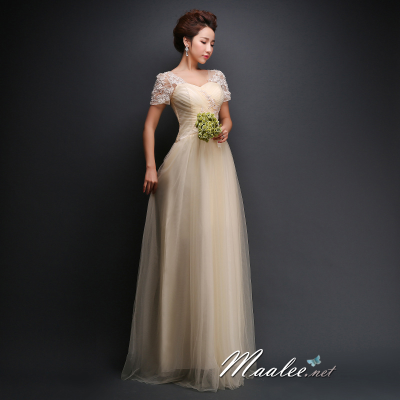 พร้อมเช่า ชุดราตรียาว แขนสั้น แต่งผ้าตาข่ายนิ่มทั้งชุด ปักเลื่อม&ลูกไม้ แบบเรียบหรู สไตล์เจ้าหญิง สีครีม Champagne