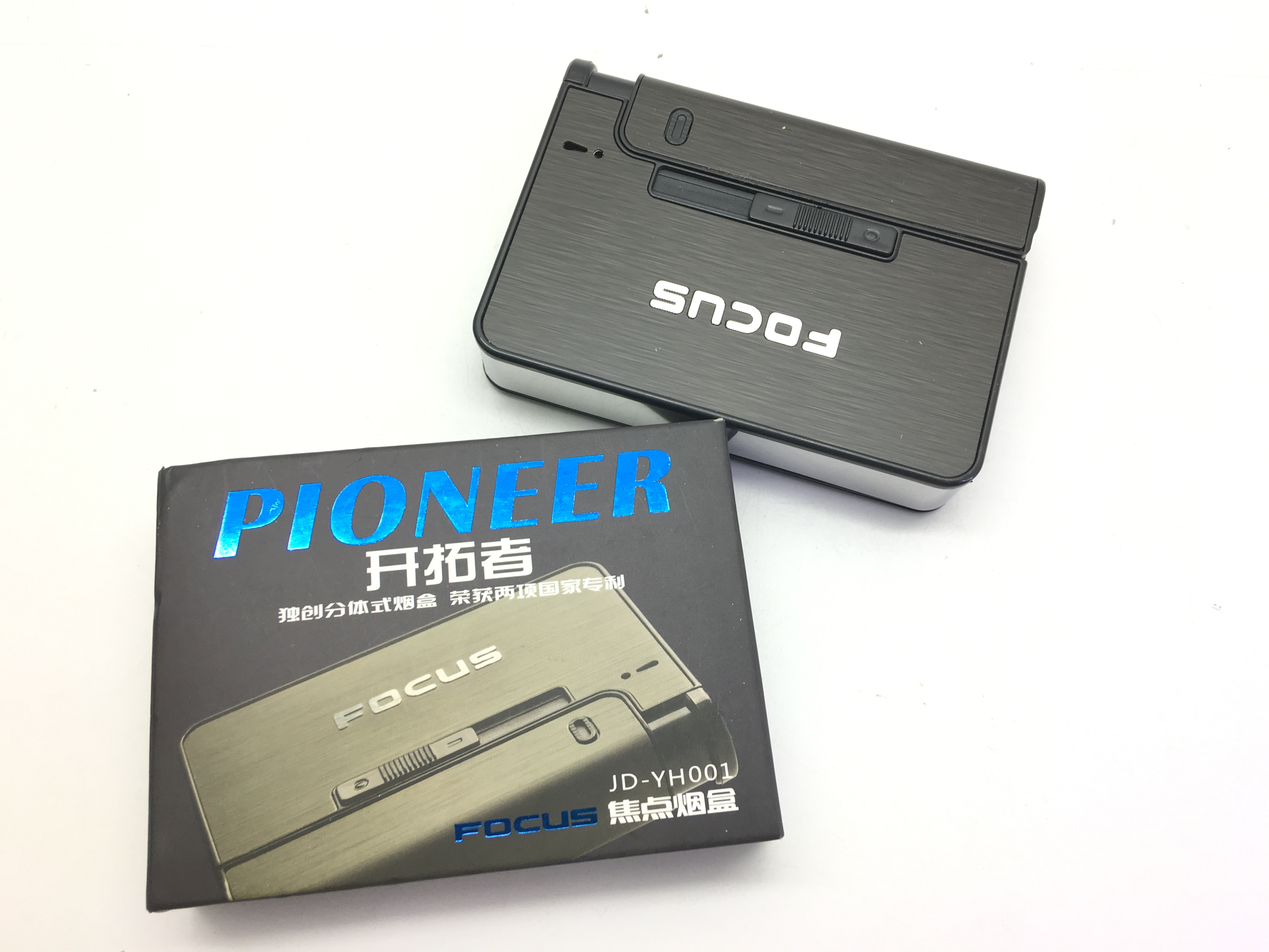 กล่องใส่บุหรี่ Focus(Pioneer) เคสอลูมิเนียมอัลลอยด์ พกง่ายสะดวกใช้ สีดำเทา