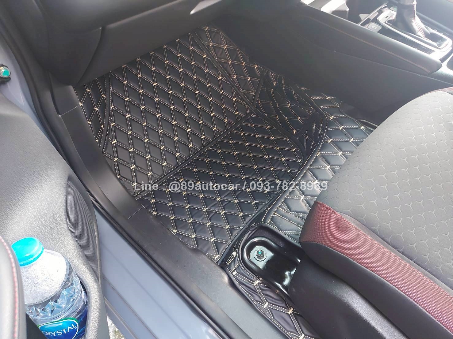 พรมรถยนต์ Honda City Hatchback 2025 ปูพรมVVIP สีดำด้ายทอง เต็มคัน