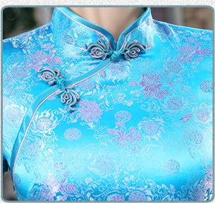 Pre-order กี่เพ้า สีฟ้า ผ้าไหมจีน กุ๊นขอบ ตัดเย็บอย่างดี