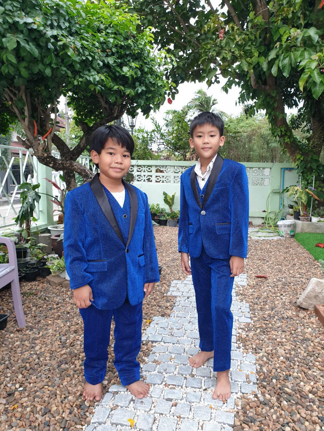 พร้อมเช่า ชุดสูทเด็กชาย สีน้ำเงิน เนื้อกากเพชร แบบหรูหรา (พร้อมเช่าไซส์ 120 , 130 , 150)