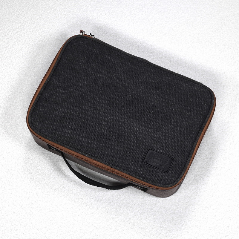 DD CZ300 กระเป๋าเก็บของพกพา กันความชื้น กันแบคทีเรีย จุได้เยอะ ดีไซน์แฟชั่นย้อนยุค