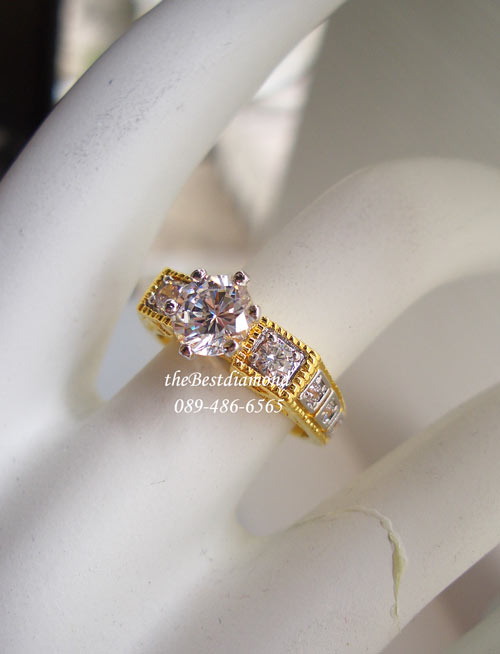BR518+++แหวนเพชรชู style Old Luxury+++แหวนดีไซน์สวยหรู ดูดี แบบแนว ยุโรปๆค่ะ มีลายฉลุสวยงาม แบบหรูหรา ดูแบบผู้ดีอังกฤษ