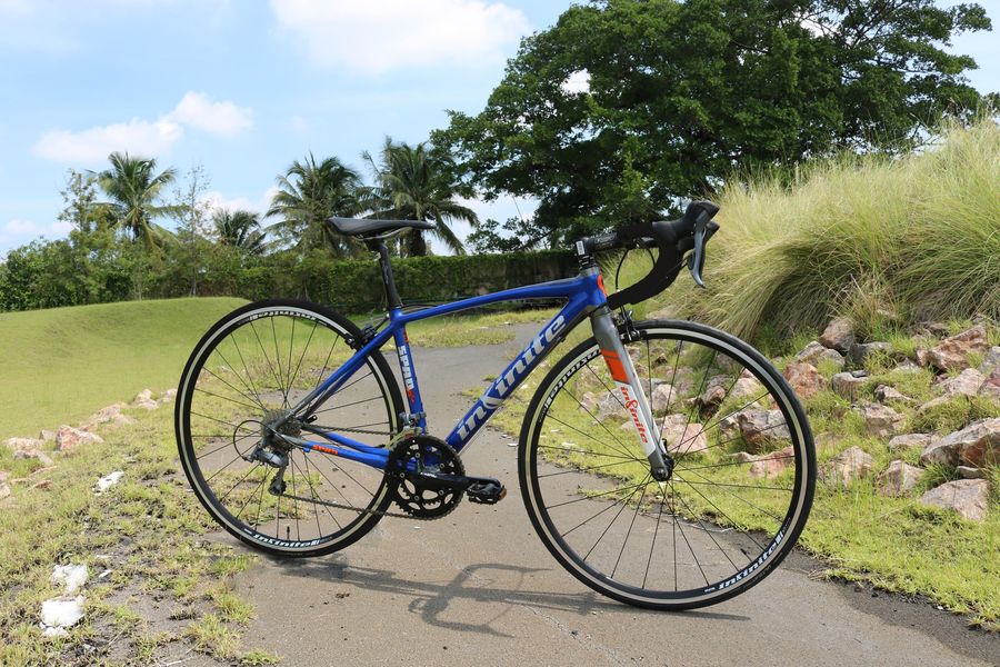 จักรยานเสือหมอบ INFINITE SPAD RACE 8*2 สปีด CLARIS ปี 2022