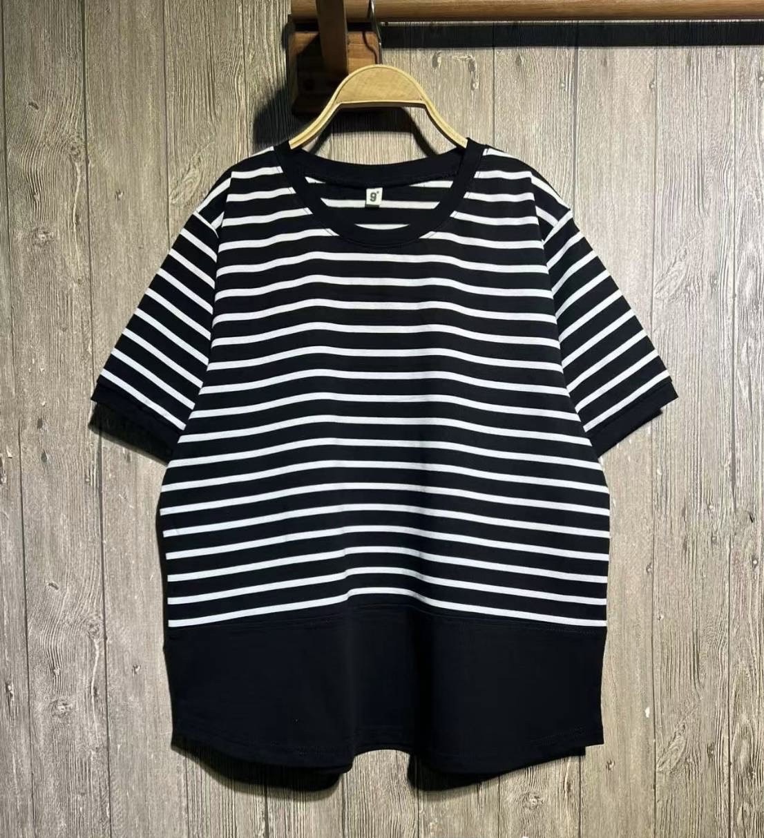 เสื้อยืดลายทาง 9am