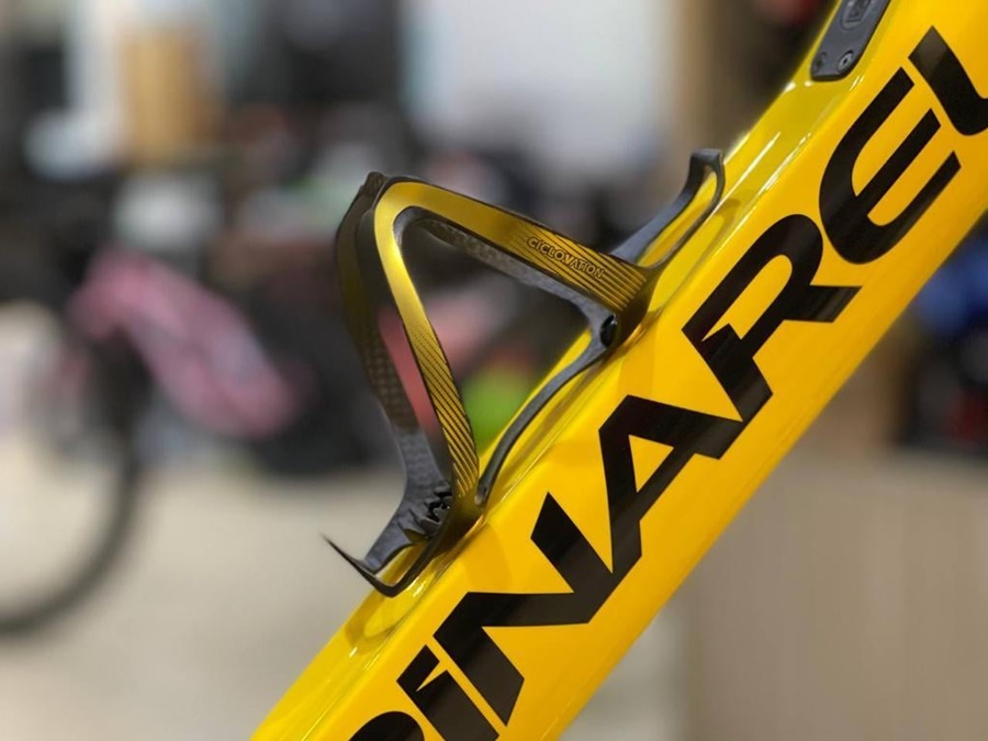 ขากระติกคาร์บอน Ciclovation Premium Carbon Cage ในวัสดุคาร์บอนไฟเบอร์ 3K Made in Taiwan