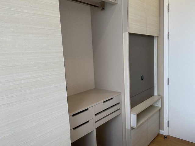 ให้เช่าคอนโดเดอะ เซนต์ เรสิเดนเซส ชั้น 19 ห้อง 31 ตร.ม.ห้องใหม่ เฟอร์ครบ วิวสอนจตุจักร ใกล้ MRT