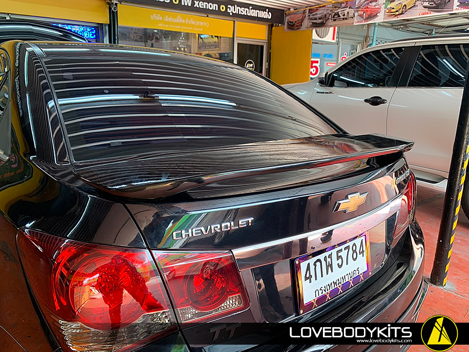 สปอยเลอร์ยกมีไฟเบรค : CRUZE 2011