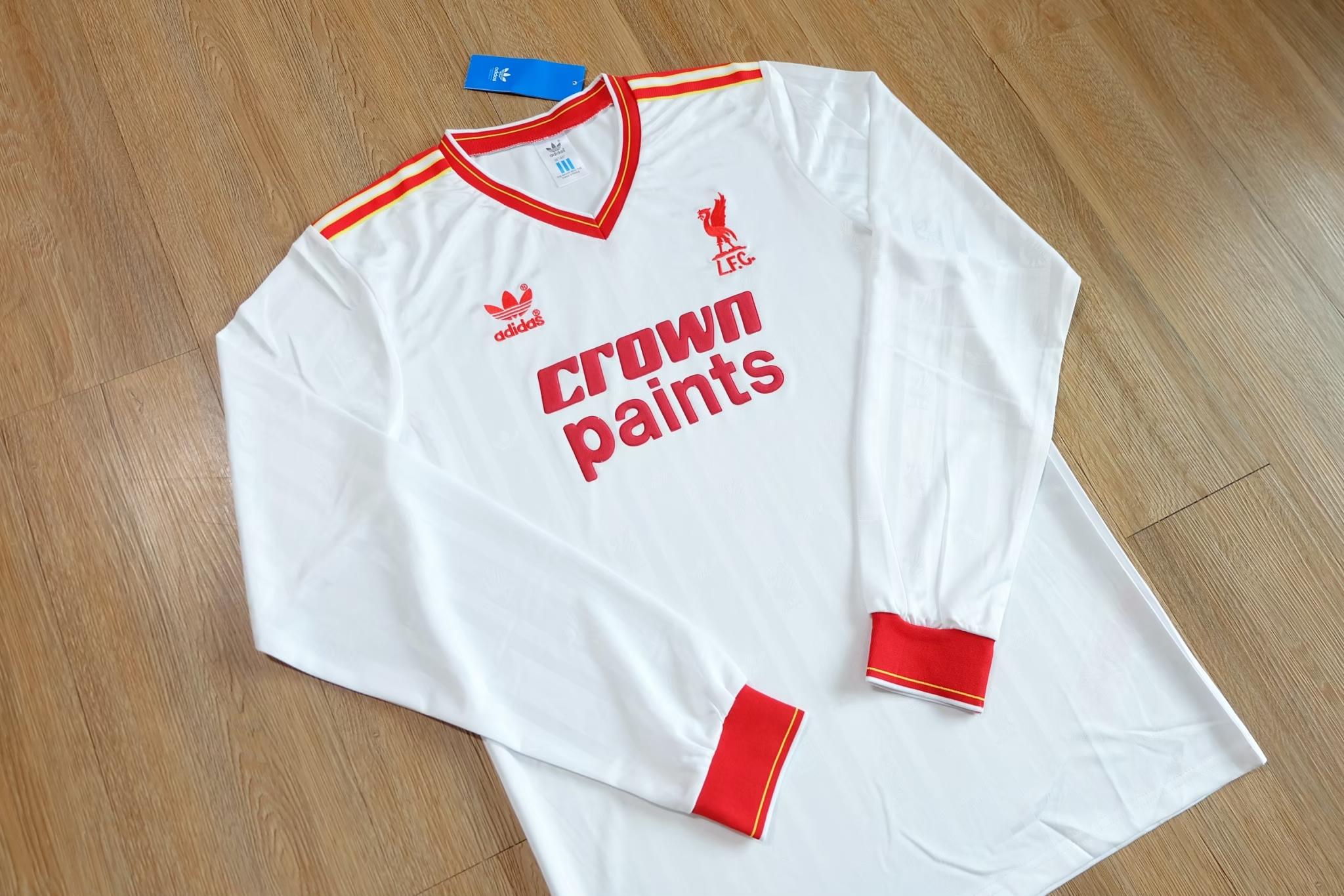 Liverpool 1986/87 Away Jersey เสื้อบอลย้อนยุคแขนยาว เสื้อแขนยาวลิเวอร์พูลย้อนยุค Crown paints