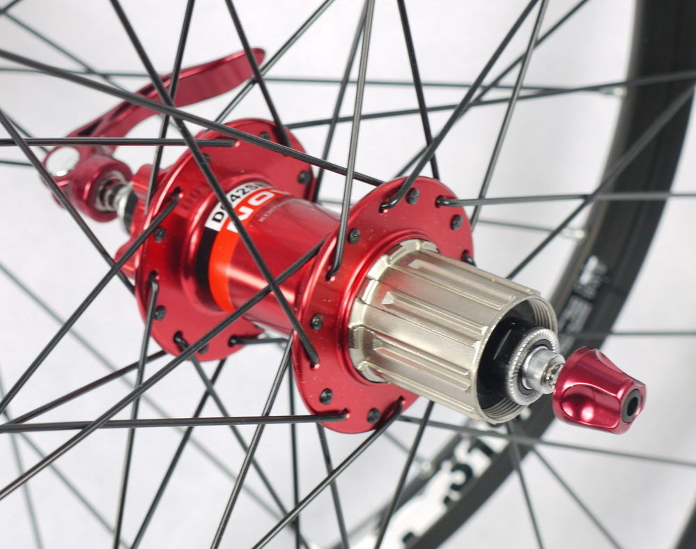 ดุมวีเบรค NOVATEC ดุมหน้า/หลัง V-Brake แบร์ลิ่ง MTB, โม่โครโม, 32H,36H, สีแดง