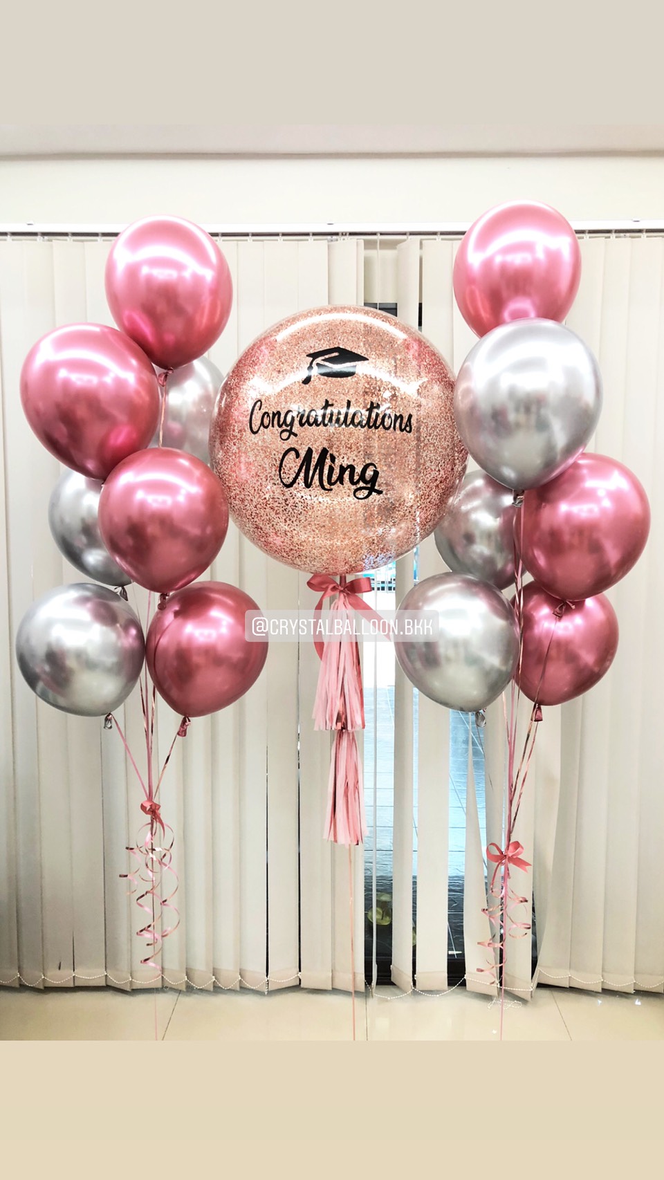 ลูกโป่ง แสดงความยินดี,รับปริญญา Bubble ขนาด 24" สีโรสโกล พร้อม ช่อลูกโป่งโครเมี่ยม ช่อ 7 ลูก 2 ช่อ พร้อมตกเเต่ง สามารถเปลี่ยนสีลูกโป่ง/เปลี่ยนข้อความ/เปลี่ยนขนาดได้