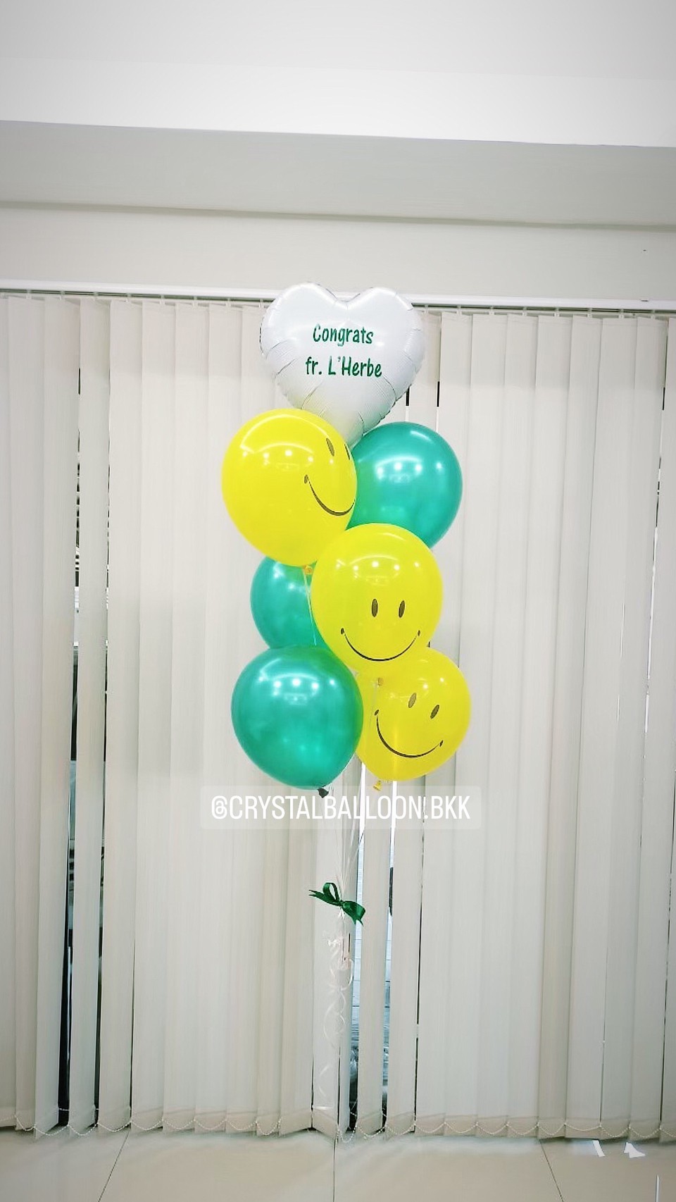 ลูกโป่ง แสดงความยินดี ช่อลูกโป่ง ฟอยล์หัวใจ ขนาด 18" 1 ช่อ พร้อม ลูกโป่งหน้ายิ้มเหลือง ธีมสีเขียว-เหลือง พร้อมตกเเต่ง สามารถเปลี่ยนสีลูกโป่ง/เปลี่ยนข้อความ/เปลี่ยนสี-ฟอยล์ตกแต่งได้