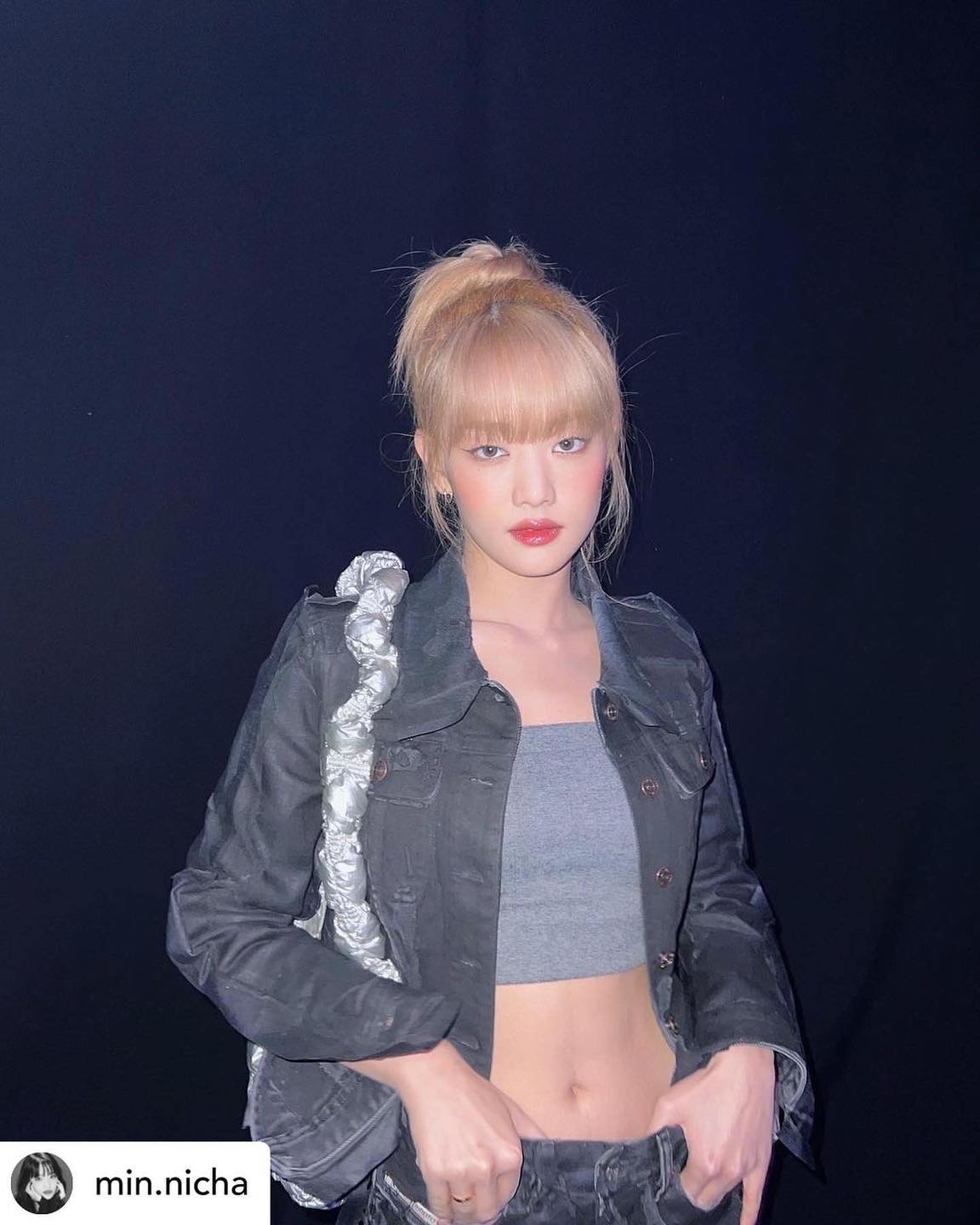 PRE กระเป๋า #Carlyn Bag รุ่น Poing สีเงิน 21x17x7 CM (นำเข้าของแท้ 100%) - นำเข้า 10-25 วัน-