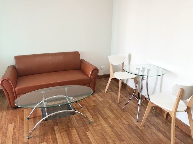 ให้เช่าคอนโด รีเจ้นท์โฮม บางซ่อน ตึก B 28 ตร.ม.เฟอร์ครบ แอร์ 2 ตัว มีเครื่องซักผ้า ใกล้ BTS บ่างซ่อน