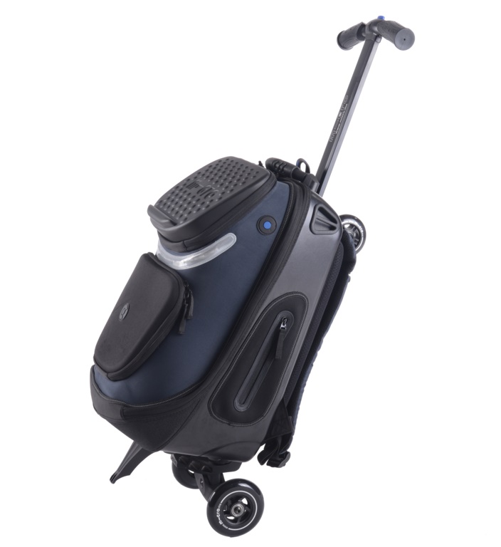 สกู๊ตเตอร์ MICRO KICKPACK BLACK สกูตเตอร์ที่มีกระเป๋าเป้สัมภาระ