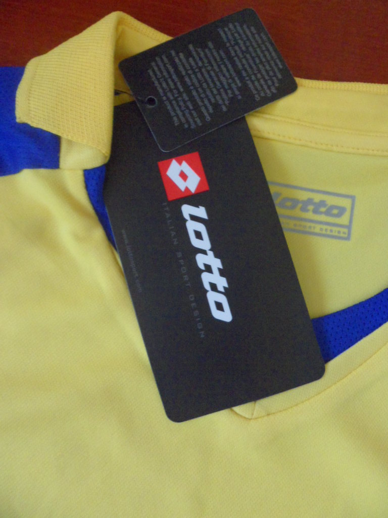 เสื้อฟุตบอล ทีมชาติยูเครน ชุดเหย้า 2007/08 ใหม่ M-Size / UKRAINE Football Shirt Home Kit 2007/08 Jersey NEW M-Size