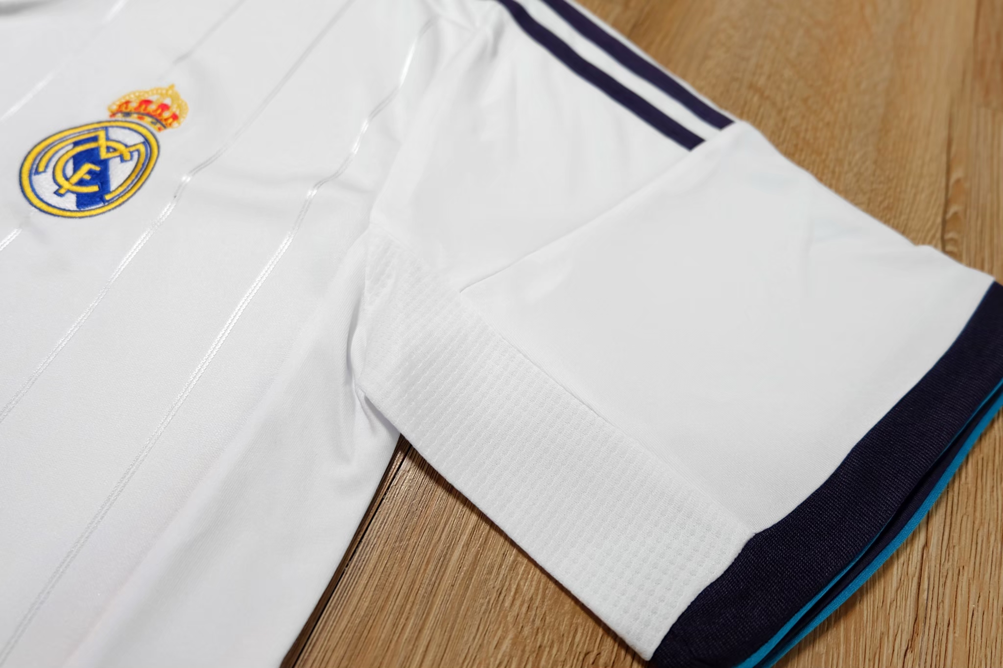 Real Madrid 2012/13 Vintage Jersey เสื้อฟุตบอลเรอัล มาดริด เสื้อบอลย้อนยุค