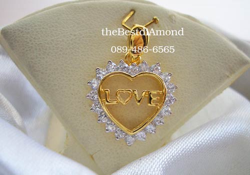 ==+BP424+++จี้ My Heart My Love++จี้สุดหรู น่ารักมากๆๆ ใช้เพชรรอบเลยค่ะ ตรงกลางทำเก๋ด้วยคำว่า Love อยู่ในกรอบหัวใจ น่ารักสุดๆๆ ใส่แล้วระยิบระยับ
