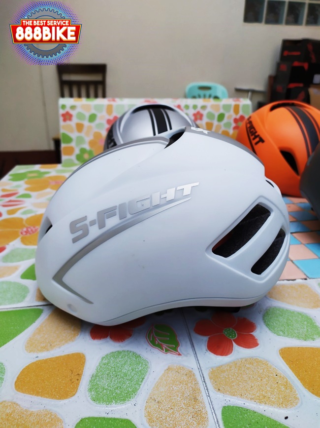 หมวก S-Fight AERO HELMET, GH-05 รอบศรีษะ 54-58 cm มีแว่นในตัว แว่นเป็นแบบแม่เหล็ก ถ้าไม่ใช้พลิกแว่นเก็บได้