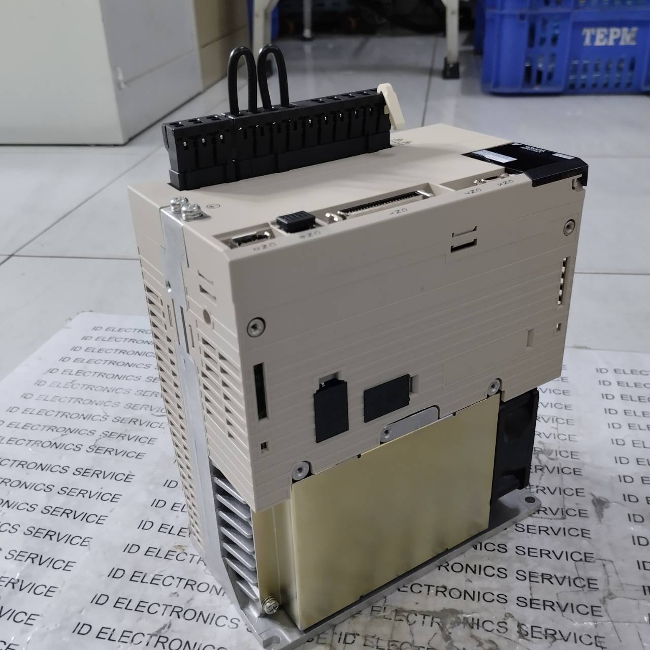 SGDV-120A01A002000 SERVO DRIVE “ YASKAWA ”