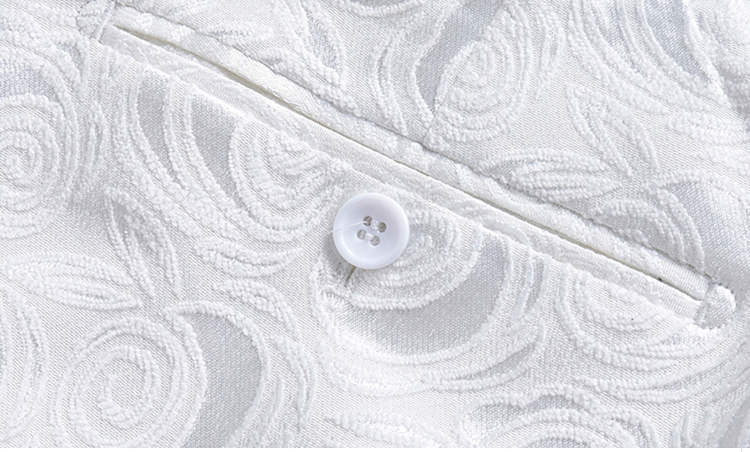 Pre-order ชุดสูทชาย พิมพ์ลายปั๊มนูน 3 มิติ สีขาว