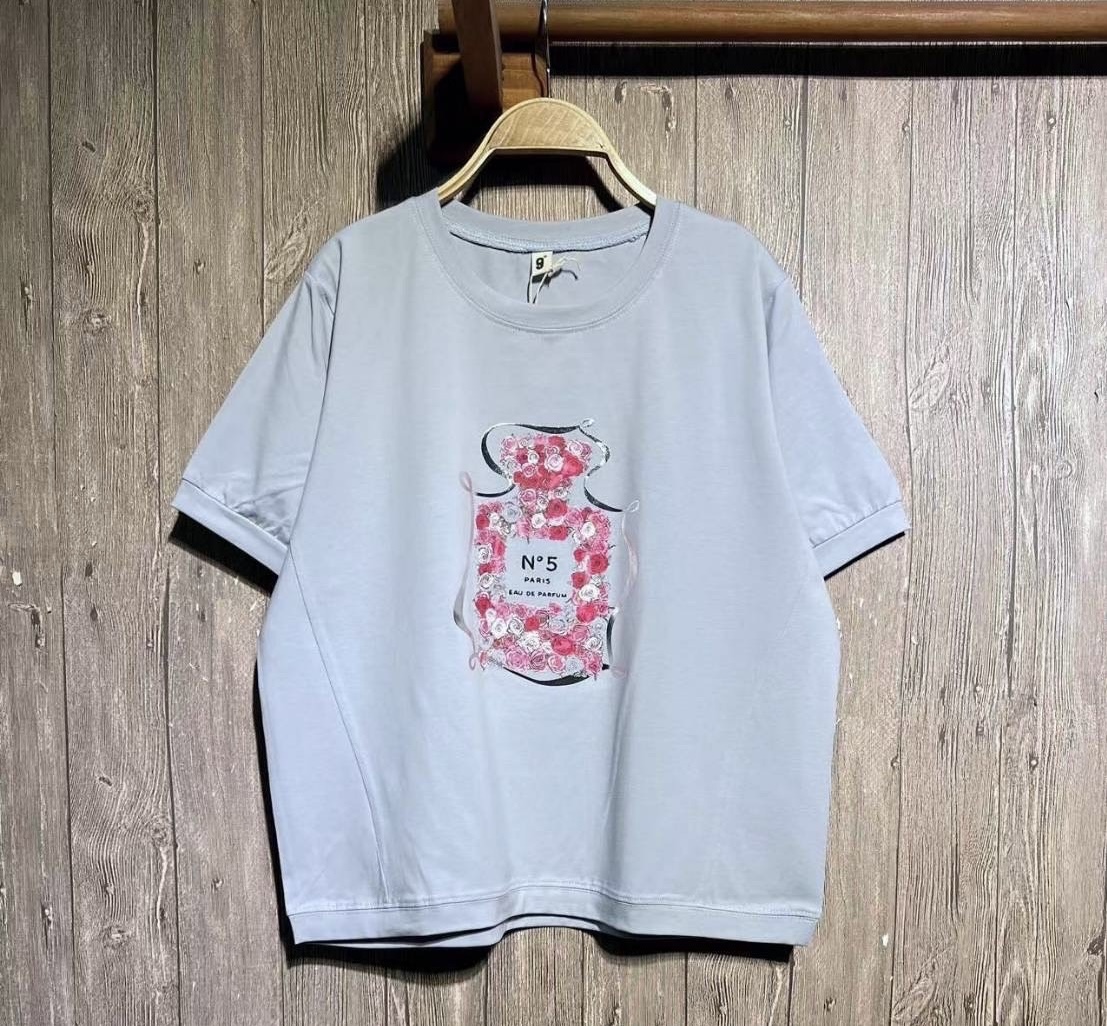เสื้อยืดสกรีนลายขวดน้ำหอม 9am