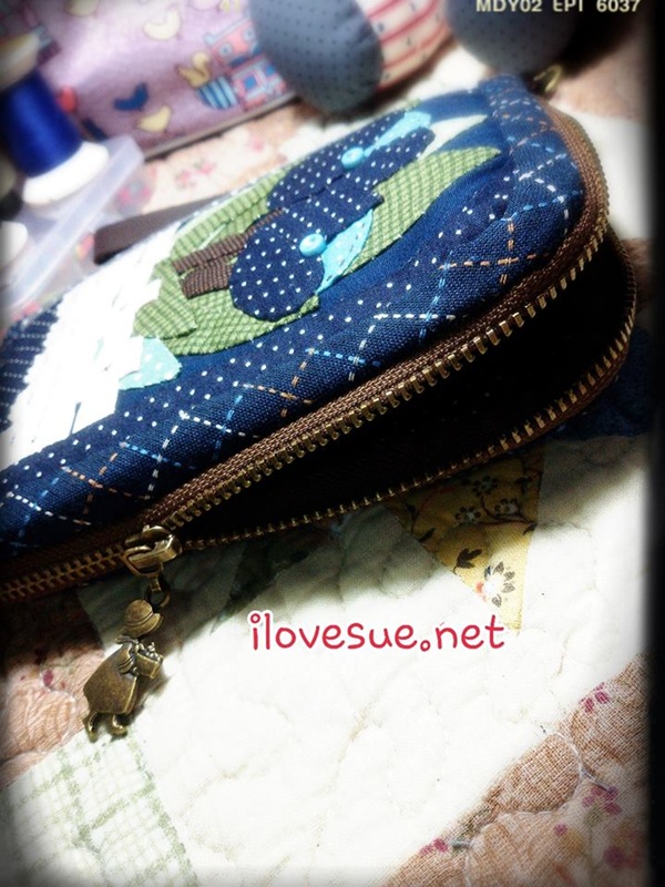 กระเป๋าโทรศัพท์ ซิปรอบ เทคนิค applique - สินค้าสั่งทำ