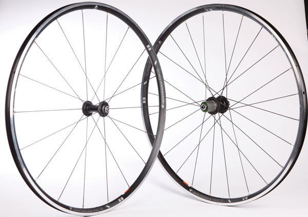 ชุดล้อเสือหมอบ Bontrager Race TLR (tubeless-ready) 700c ,11speeds