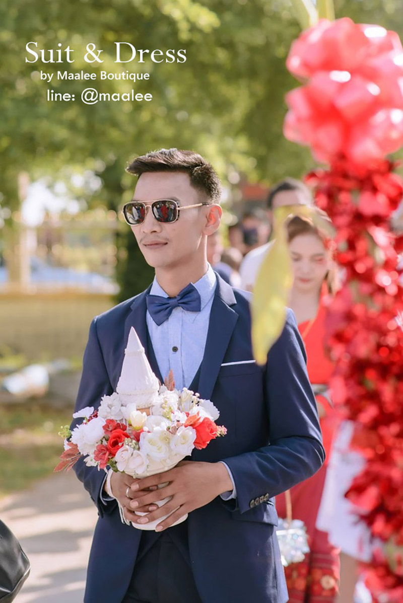พร้อมเช่า ชุดสูทชาย สีน้ำเงินกรมท่า แบบเนี๊ยบ งานเกรดเจ้าบ่าว