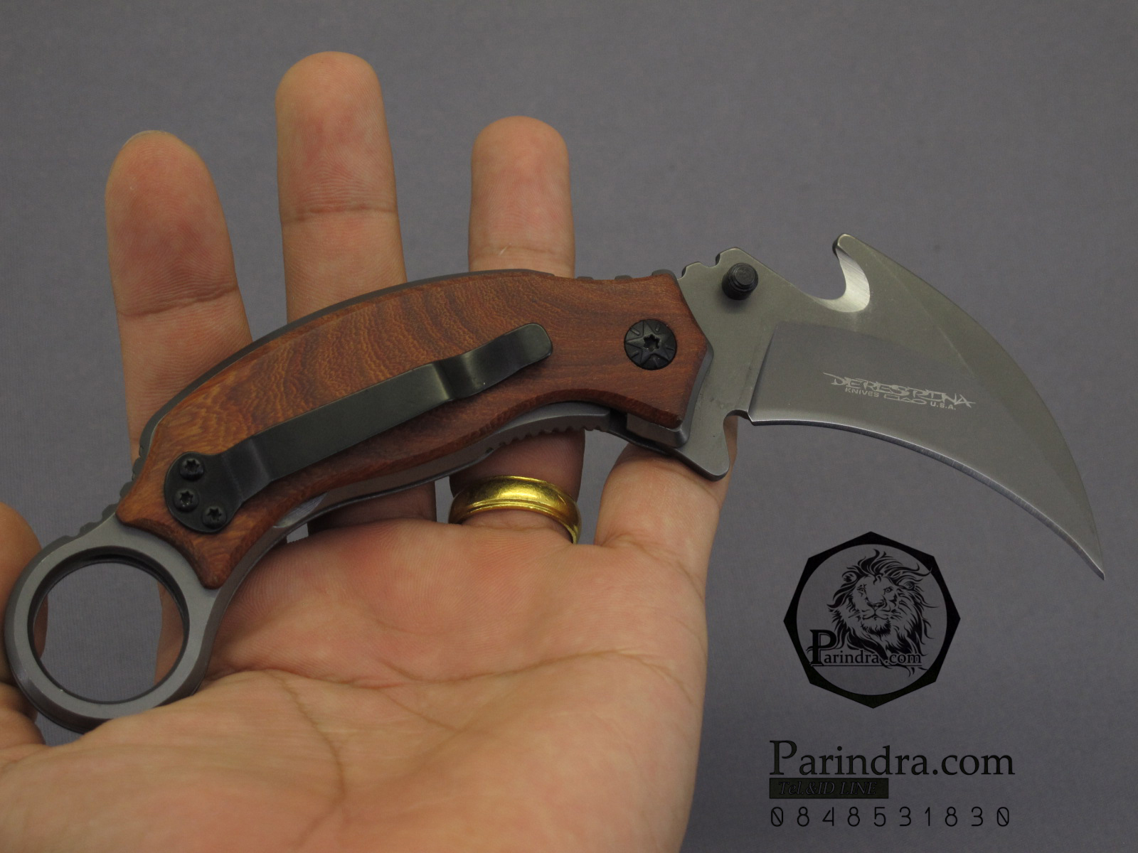 มีดคารัมบิต (Karambit) Tactical Karumbit Deresrina Knife (OEM) ด้ามไม้สีน้ำตาลแดง